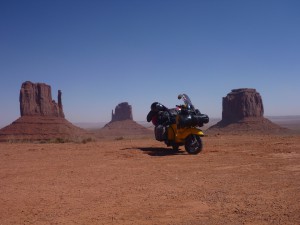 USA, Utah, Monument Valley. Nach etwa 18.000 km Reise. Kulisse des Marlboro-Cowboys. 